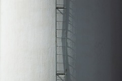 Tank Ladder w/Shadow