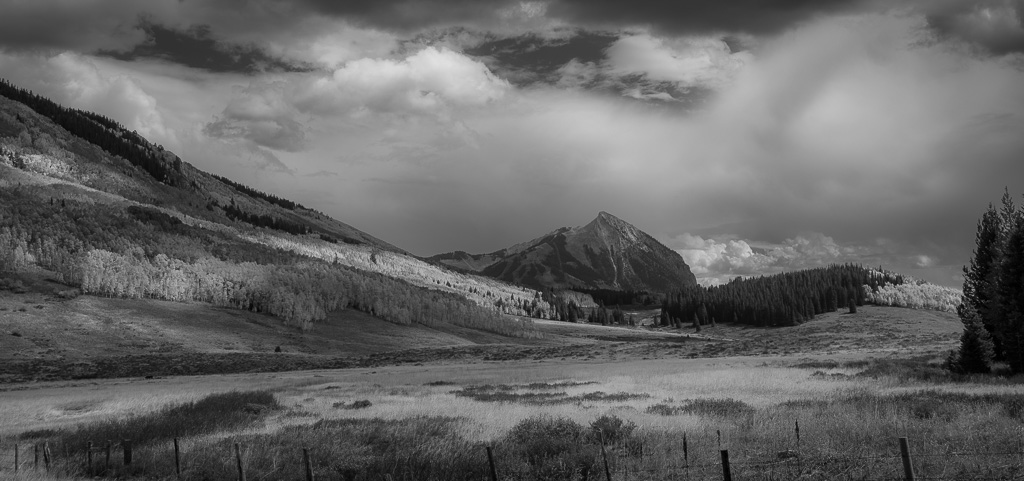 Mount Crested Butte monochrome
