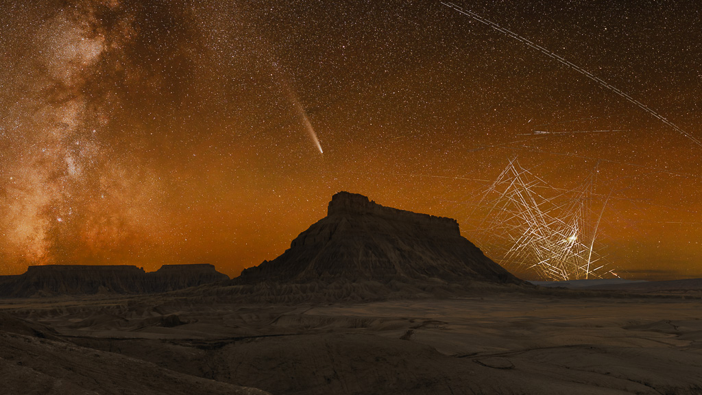 10/22/24: Starlink Flares over Factory Butte, UT